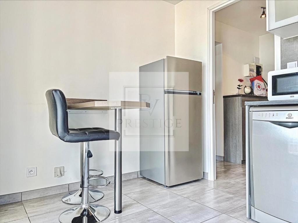 Apartment B&v Prestige - T1 Proche Du Tram